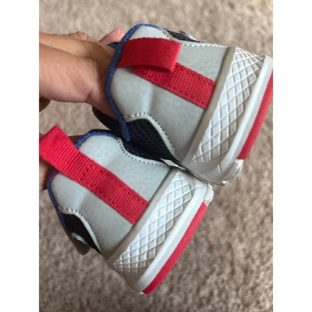 Saucony‎  Share Ride Jr Sneaker Navy/Gray/Red SZ 5